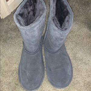 Bear paw grey boots